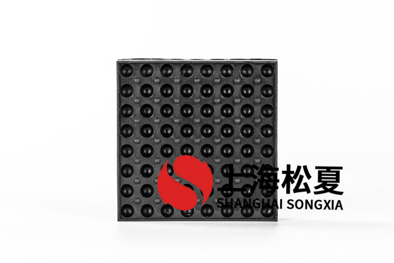 生产的橡胶快猫成人网站入口器特点有哪些方面？